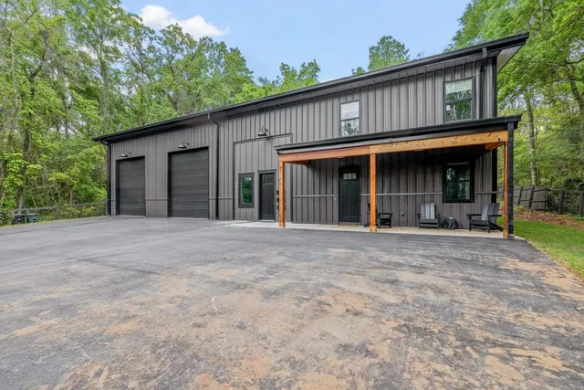 $2,295 | 2929 Miccosukee Road, Unit 2, Tallahassee, FL 32308