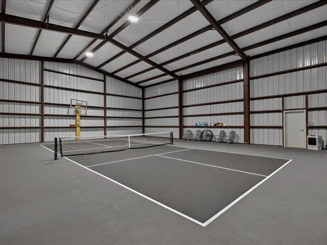 $2,295 | 2929 Miccosukee Road, Unit 2, Tallahassee, FL 32308