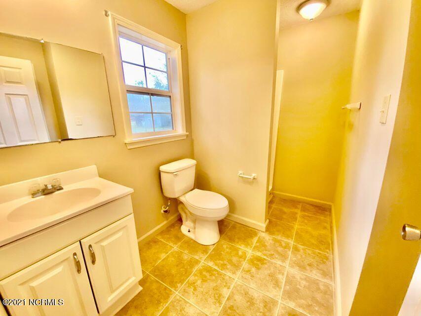130 Midland Street Rockingham, NC 28379 - Photo 6 of 10 mid6