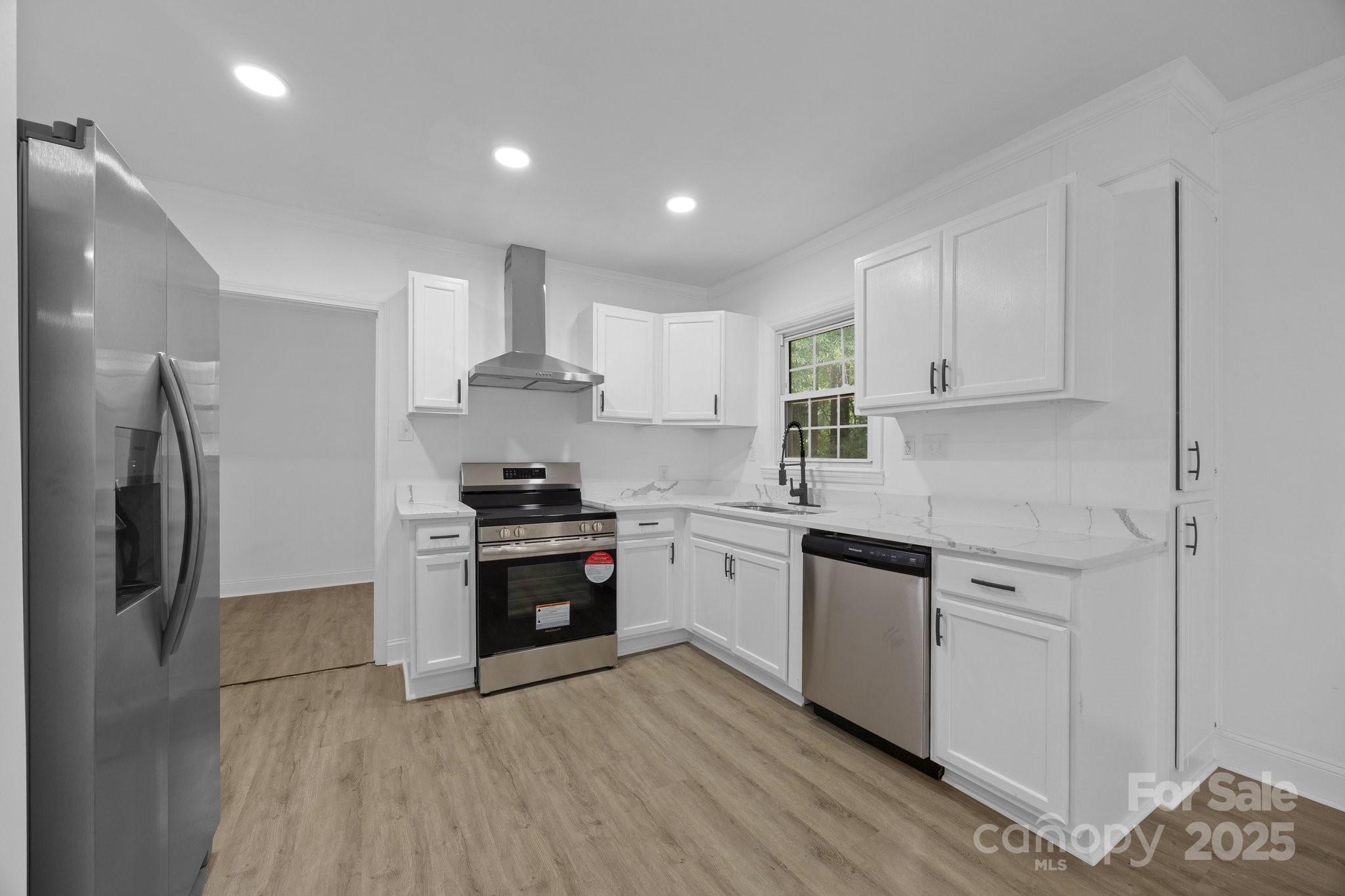 442 Lovelace Road Rock Hill, SC 29730 - Photo 8 of 25 Gallery Image 8