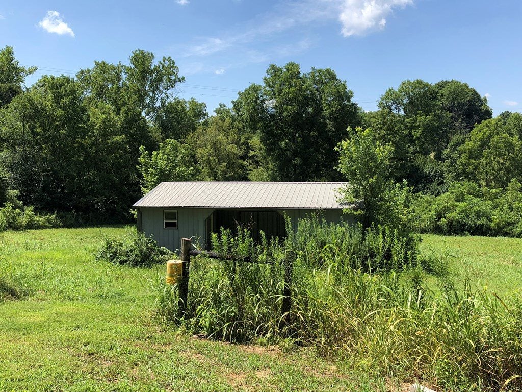 5221 Edmonton Road Glasgow, KY 42141 - Photo 6 of 23 Gallery Image 6