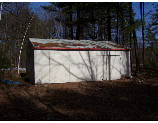 17 Crescent Road Lunenburg, MA 01462 - Photo 15 of 19 a view of outdoor space with garden
