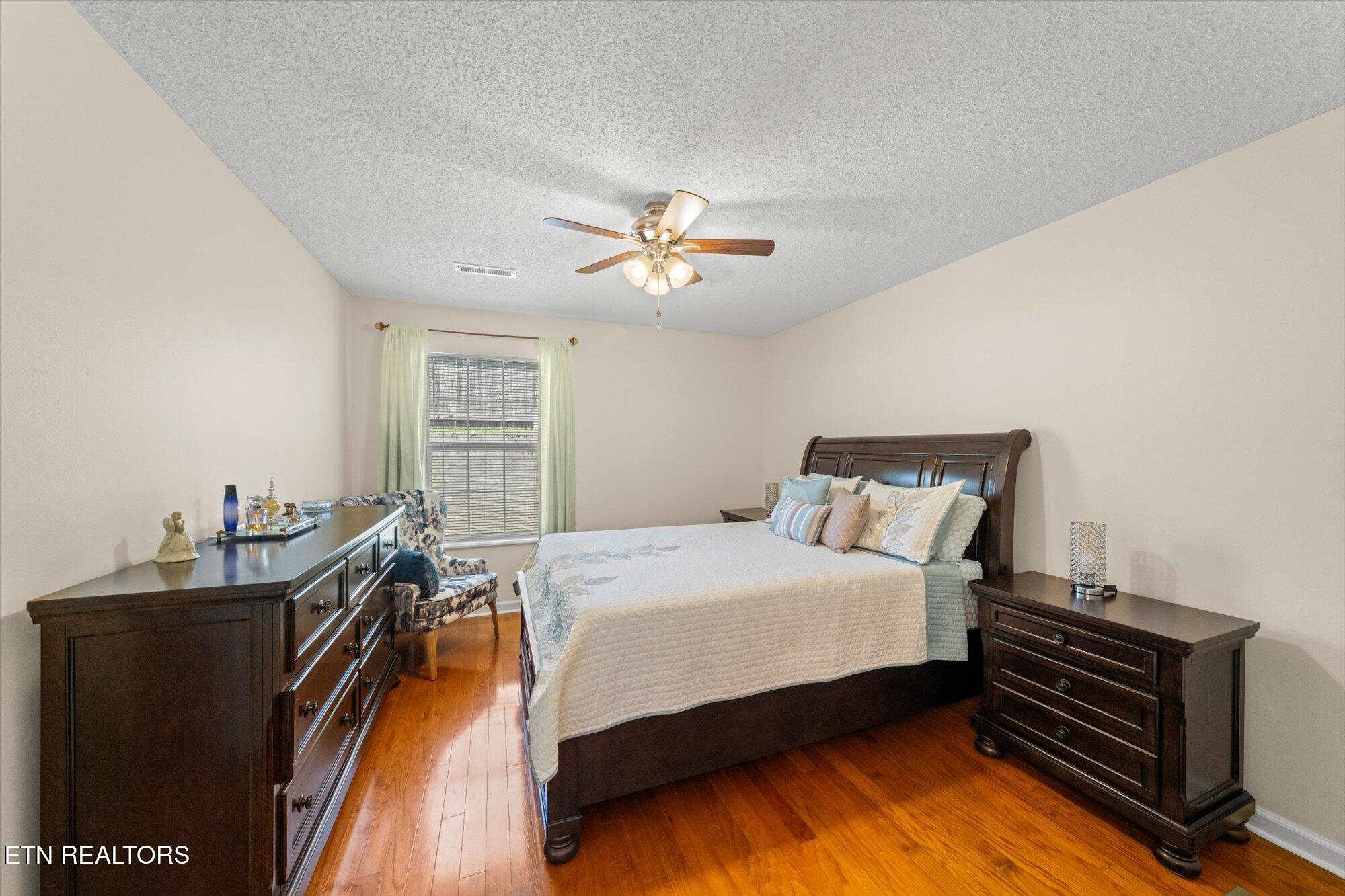 7923 Jenhurst Way Powell, TN 37849 - Photo 7 of 14 09-7923-Jenhurst-Way-Powell-TN-9