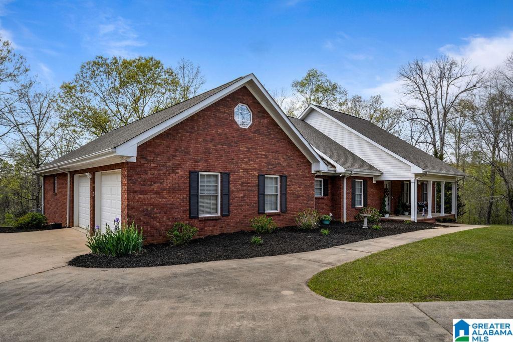 87 Timberline Circle Jasper, AL 35504 - Photo 2 of 55