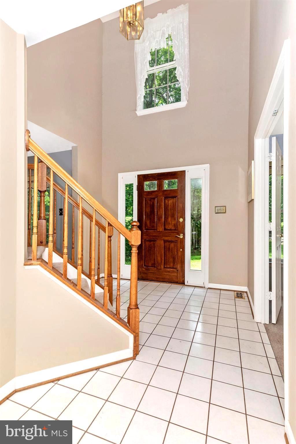2813 Gillis Road Mount Airy, MD 21771 - Photo 2 of 30 Foyer Welcome