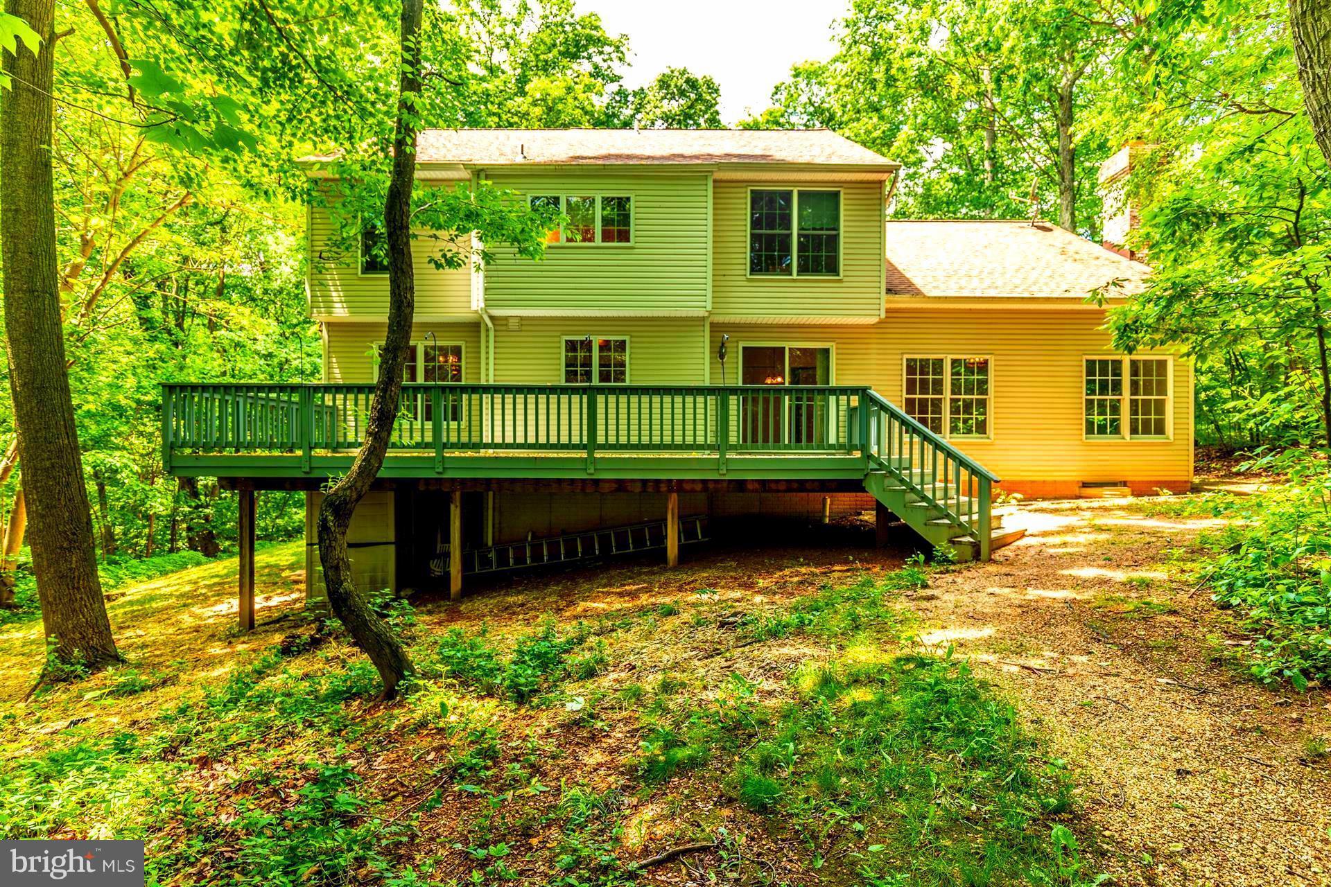 2813 Gillis Road Mount Airy, MD 21771 - Photo 16 of 30 Exterior (Rear)