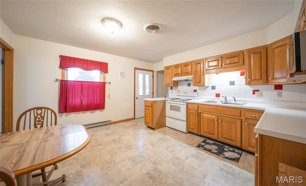 419 East Hardy Street St. James, MO 65559 - Photo 17 of 43