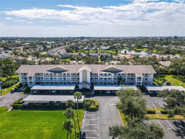 $209,000 | 7201 29th Ave Drive West, Unit 307, Bradenton, FL 34209