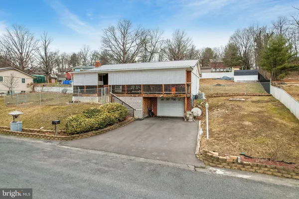 $185,000 | 14129 Louise Drive Southwest, Cresaptown, MD 21502