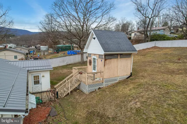 $210,000 | 14129 Louise Drive Southwest, Cresaptown, MD 21502