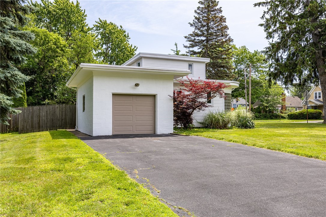 2000 Titus Avenue Irondequoit, NY 14622 - Photo 6 of 50