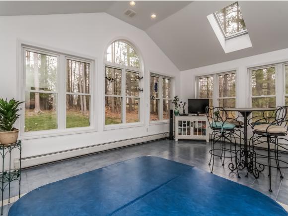 6 Hawthorne Road Londonderry, NH 03053 - Photo 23 of 36 Gallery Image 23