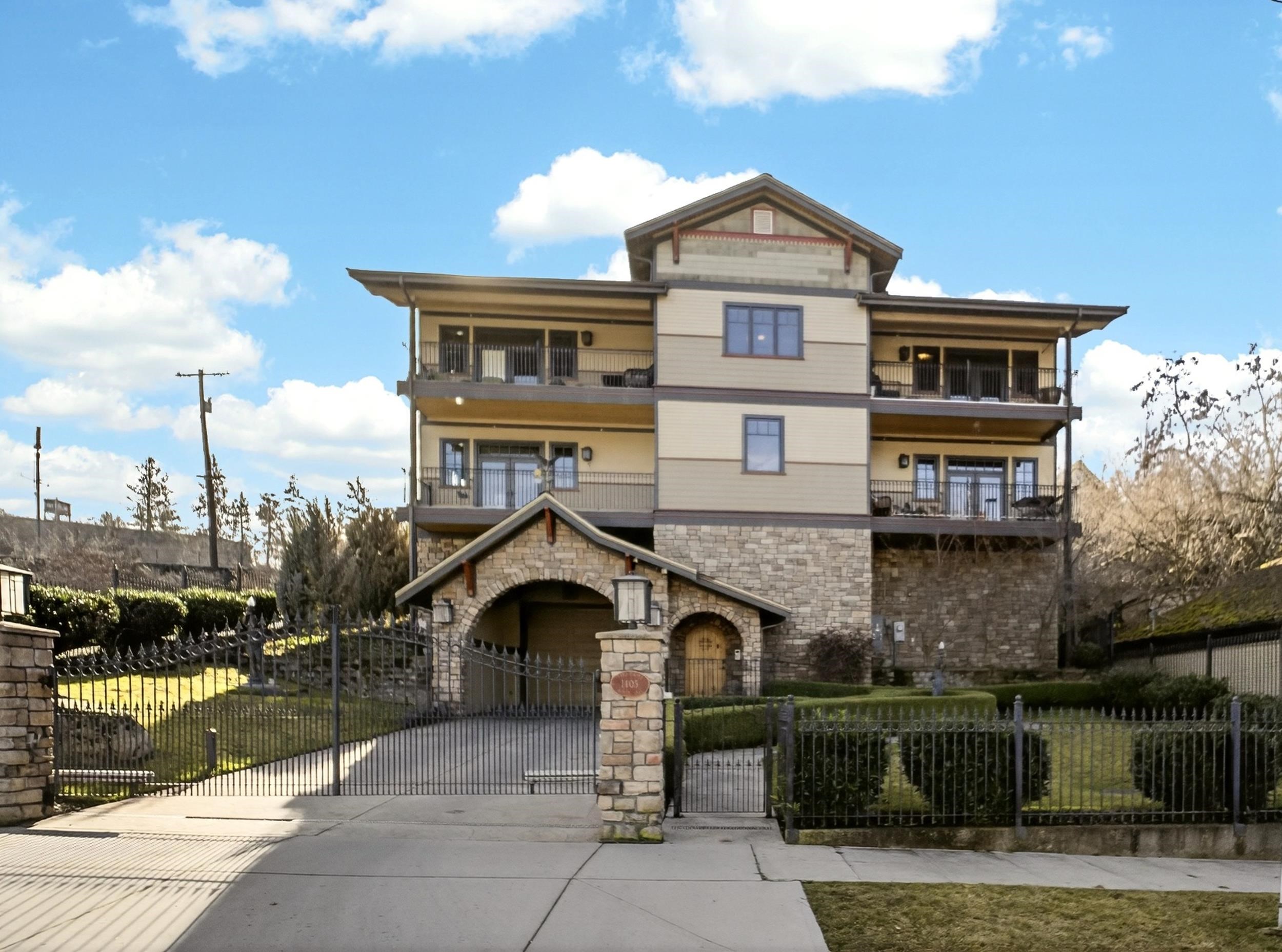 1405 West Water Avenue, Unit 202 Spokane, WA 99201 - Photo 2 of 39