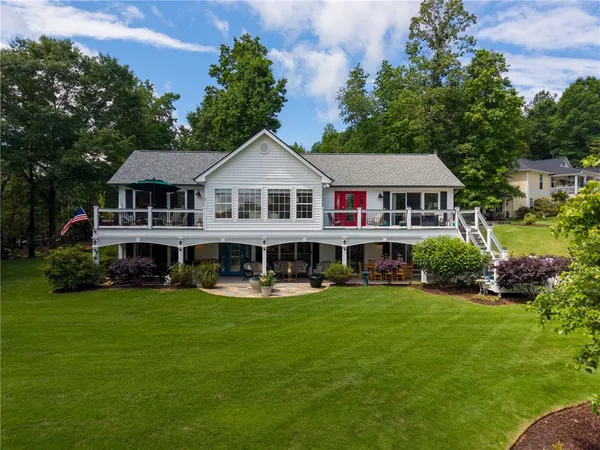 $849,643 | 109 South Shore Drive, Fair Play, SC 29643