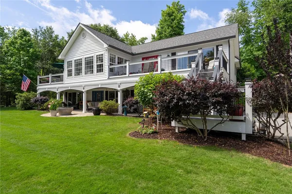 $849,643 | 109 South Shore Drive, Fair Play, SC 29643