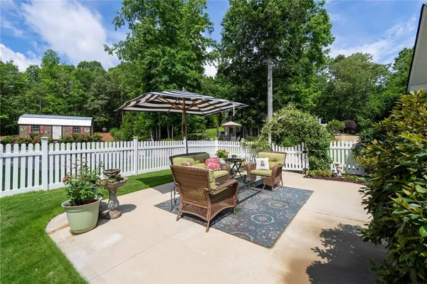 $849,643 | 109 South Shore Drive, Fair Play, SC 29643