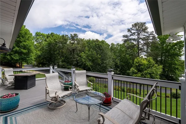 $849,643 | 109 South Shore Drive, Fair Play, SC 29643