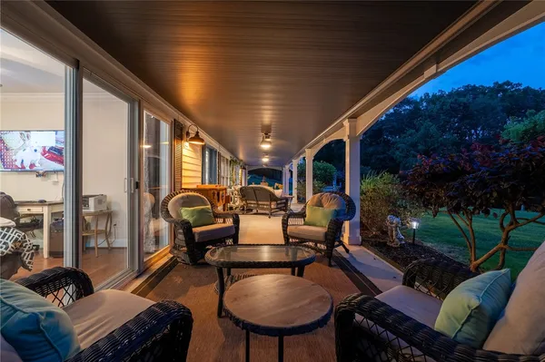 $849,643 | 109 South Shore Drive, Fair Play, SC 29643