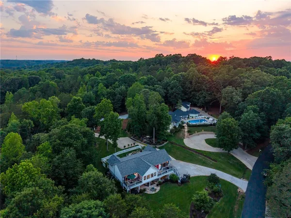 $849,643 | 109 South Shore Drive, Fair Play, SC 29643