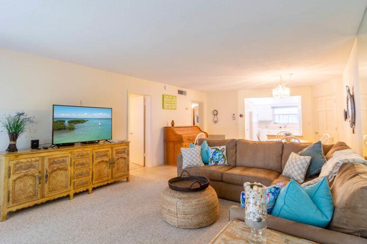20 Celestial Way, Unit 111 Juno Beach, FL 33408 - Photo 3 of 25 3