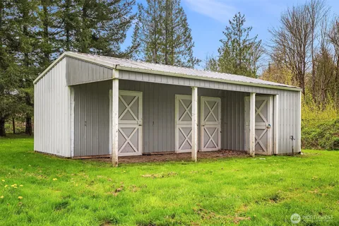 $1,950,000 | 31925 Southeast 40th Street, Fall City, WA 98024