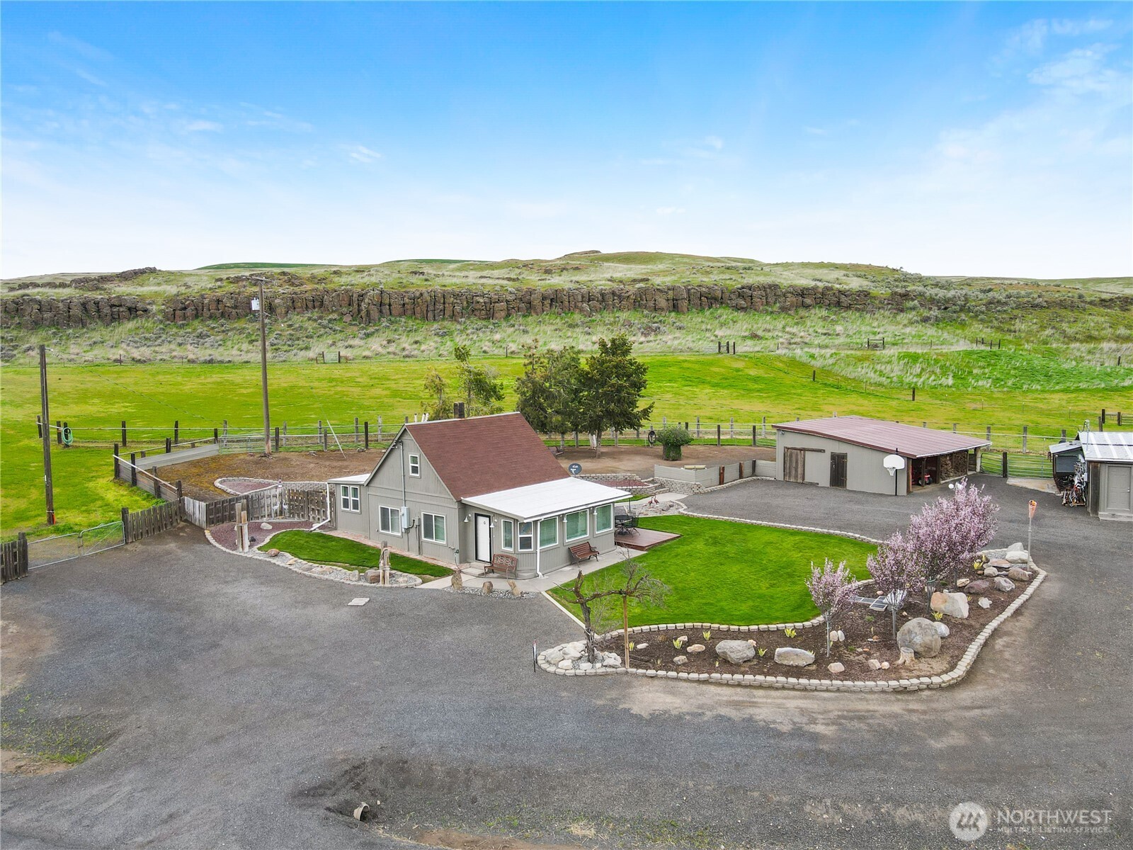 2024 E Street Washtucna, WA 99371 - Photo 4 of 40