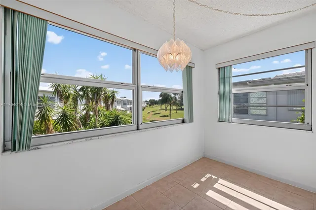 $120,000 | 401 South Golf Boulevard, Unit 270, Pompano Beach, FL 33064