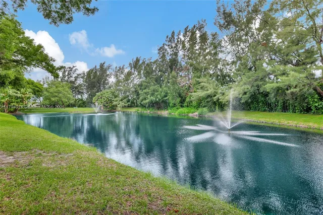 $120,000 | 401 South Golf Boulevard, Unit 270, Pompano Beach, FL 33064