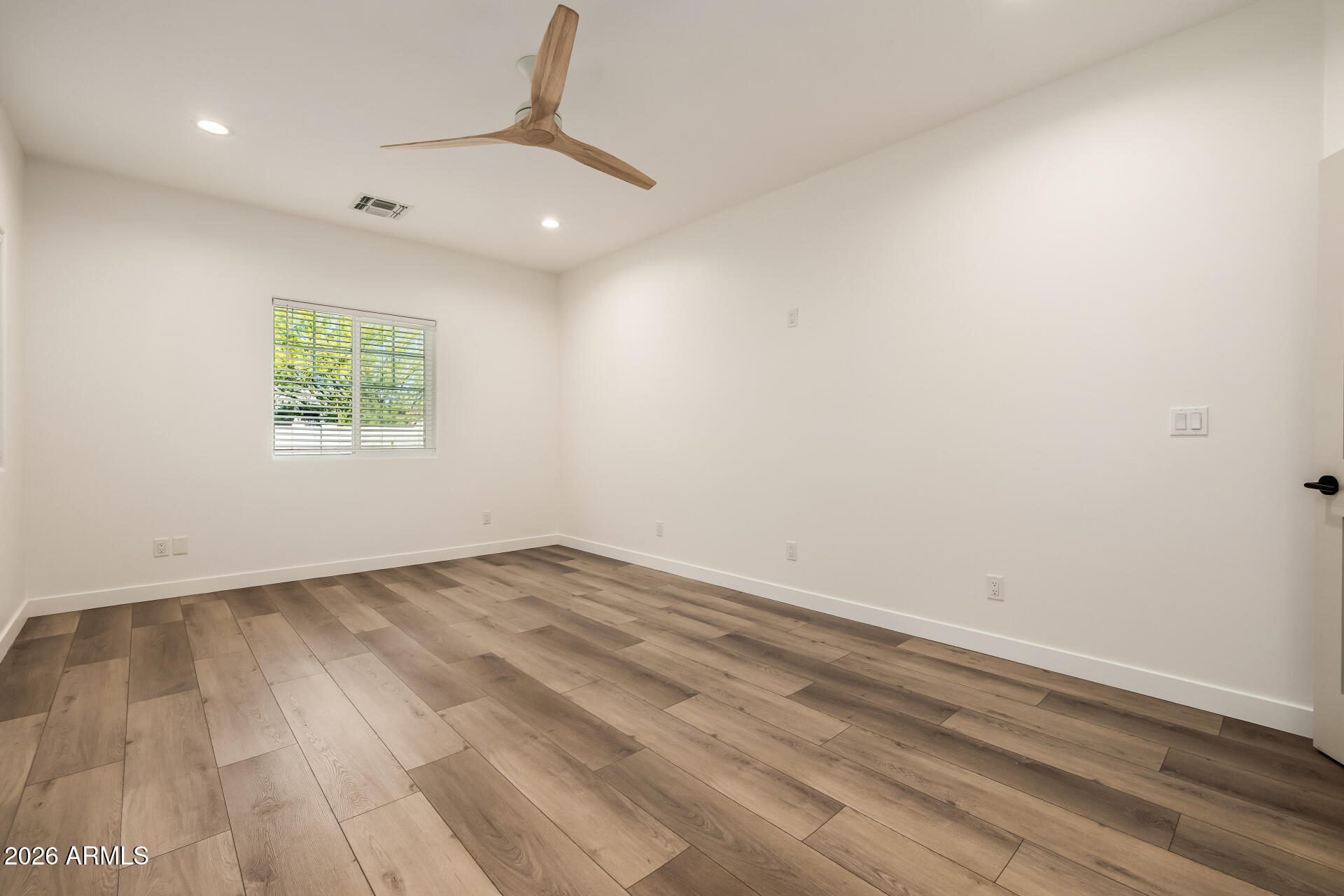 938 East Coronado Road Phoenix, AZ 85006 - Photo 15 of 34