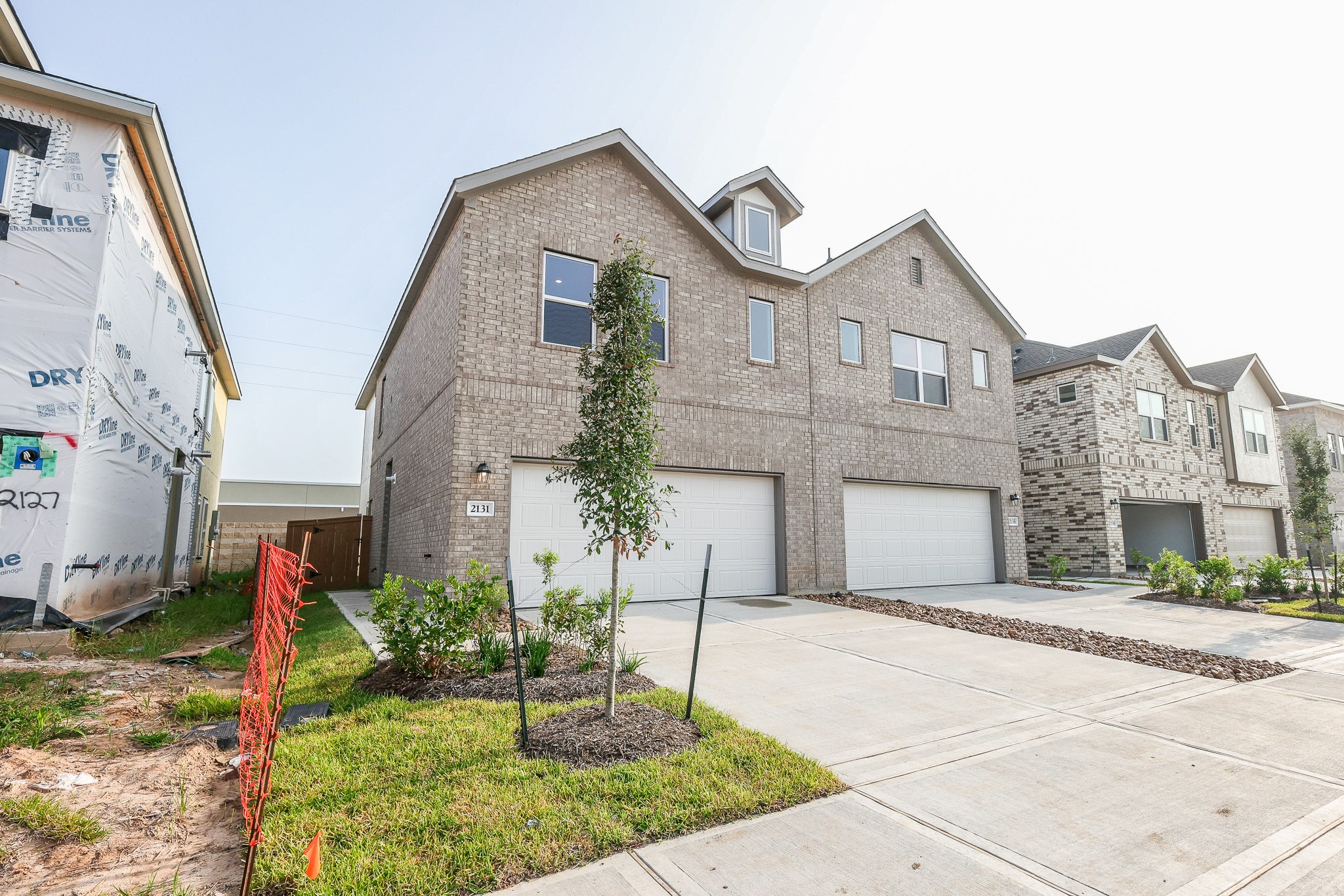 2135 Salinas Drive Rosharon, TX 77583 - Photo 1 of 20 Gallery Image 1