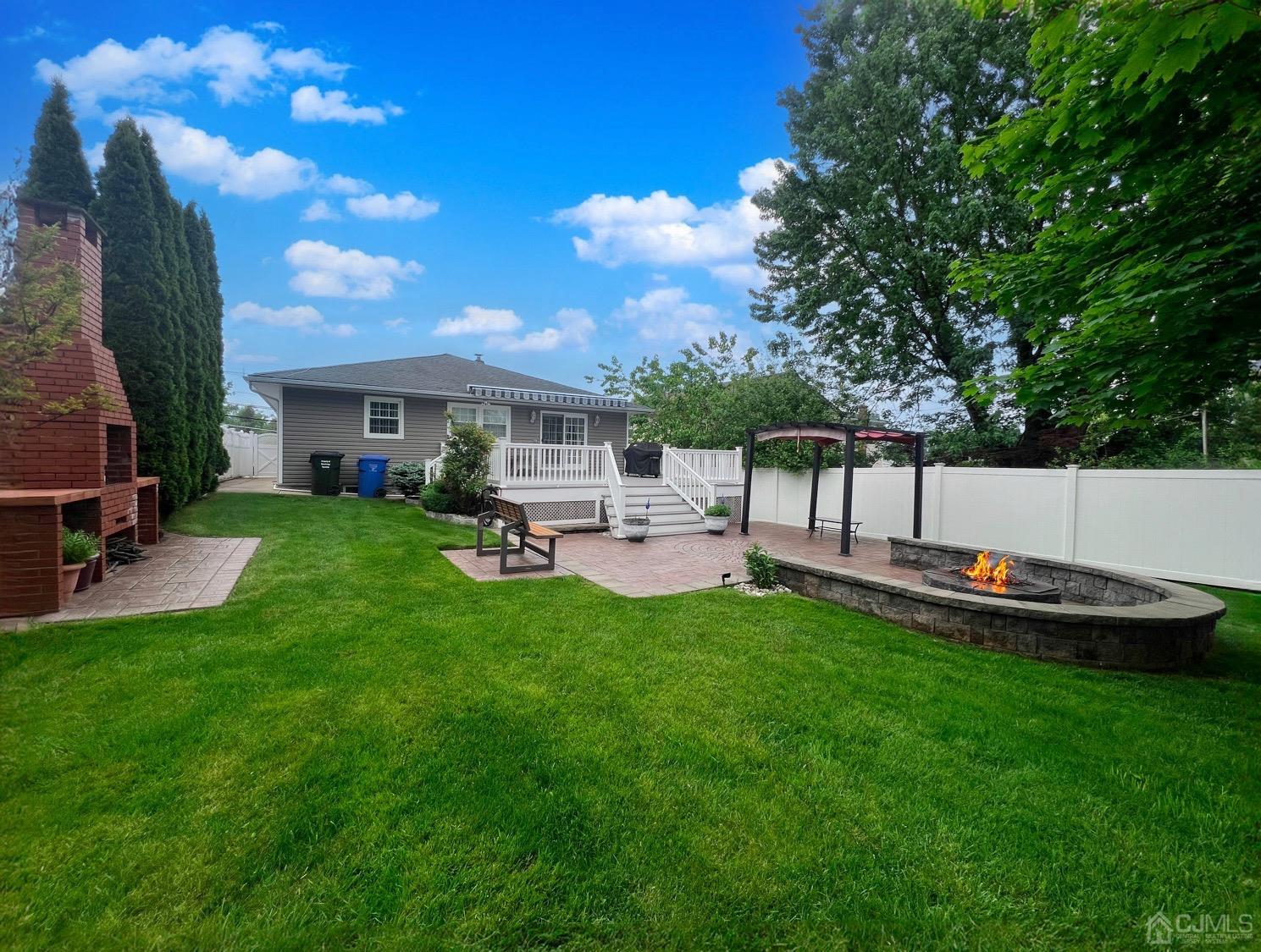 729 Inman Avenue Colonia, NJ 07067 - Photo 25 of 36 Gallery Image 25