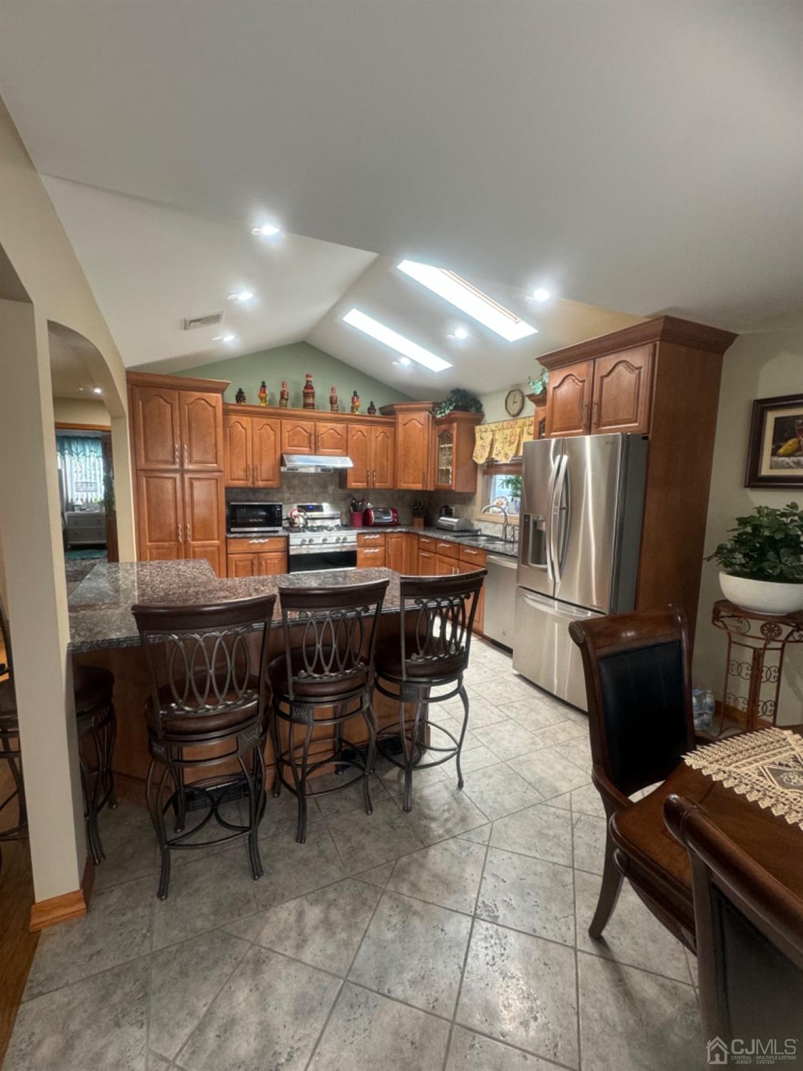 729 Inman Avenue Colonia, NJ 07067 - Photo 27 of 36 Gallery Image 27