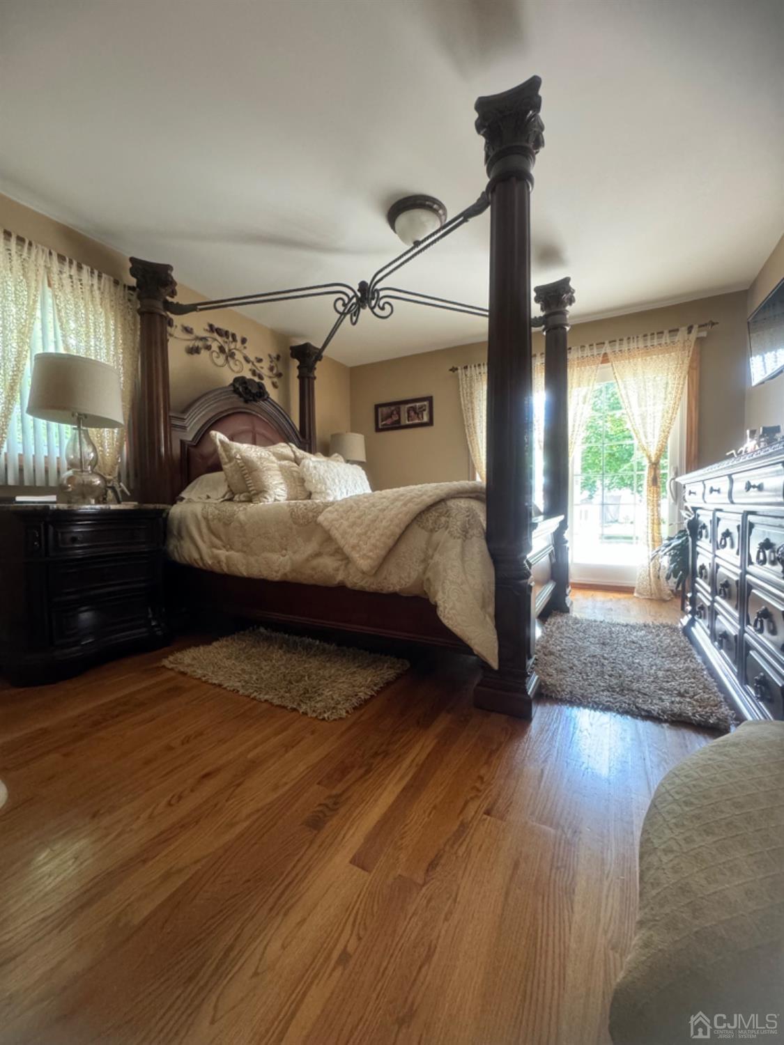 729 Inman Avenue Colonia, NJ 07067 - Photo 32 of 36 Gallery Image 32