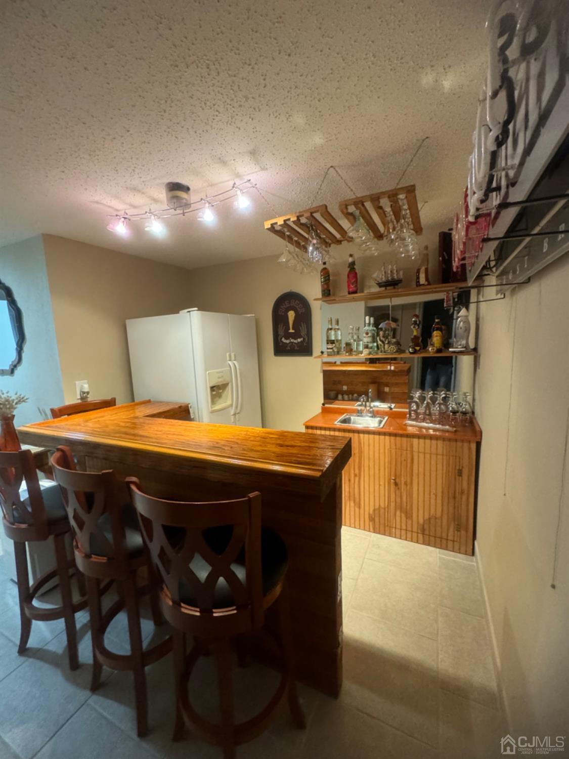 729 Inman Avenue Colonia, NJ 07067 - Photo 35 of 36 Gallery Image 35