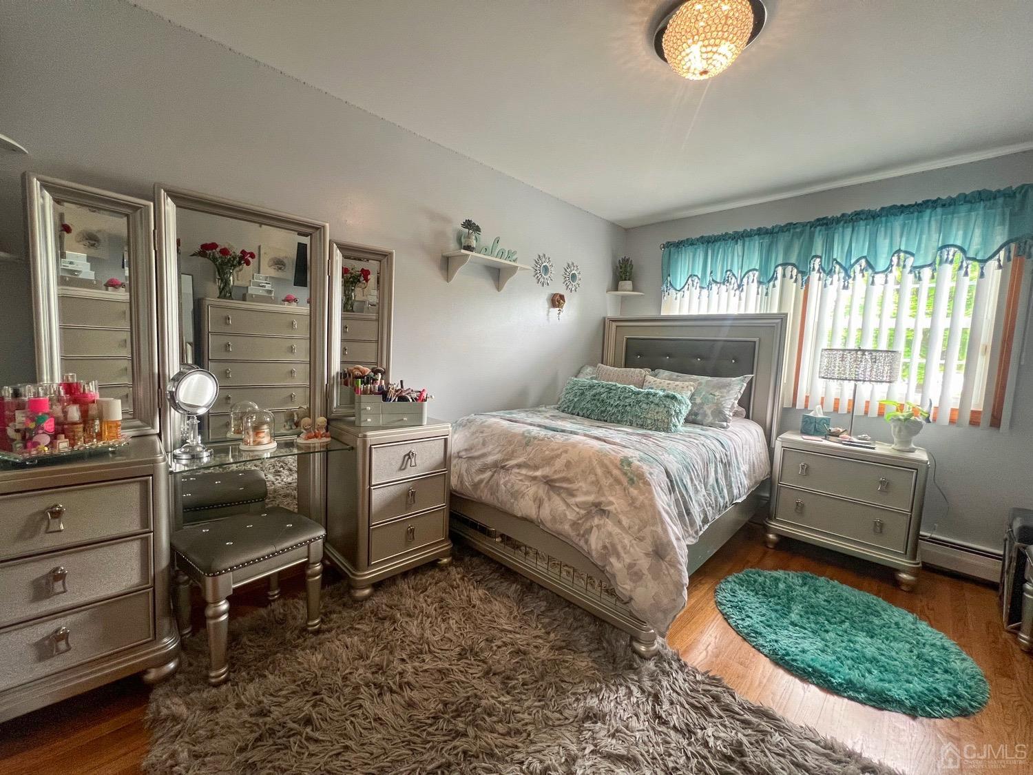 729 Inman Avenue Colonia, NJ 07067 - Photo 8 of 36 Gallery Image 8