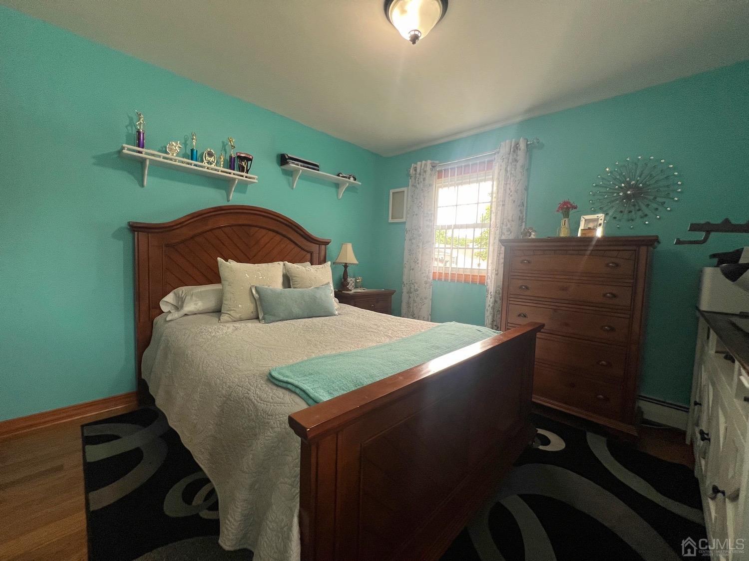 729 Inman Avenue Colonia, NJ 07067 - Photo 9 of 36 Gallery Image 9