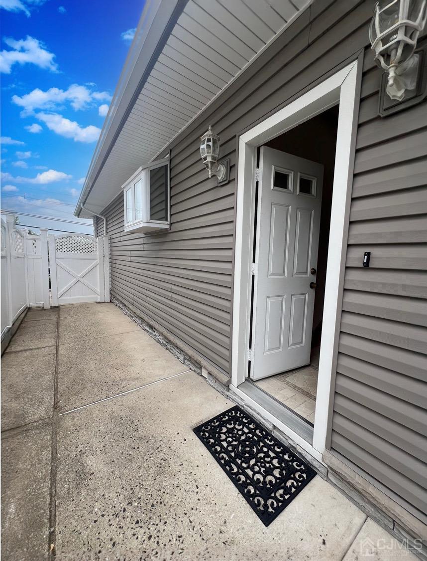729 Inman Avenue Colonia, NJ 07067 - Photo 10 of 36 Gallery Image 10