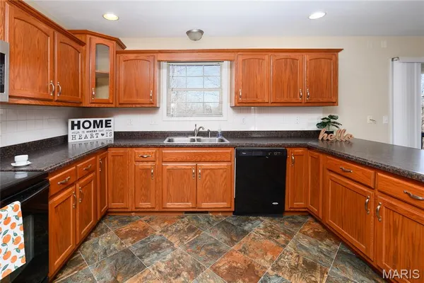 $310,000 | 19252 Lambert Lane, Waynesville, MO 65583