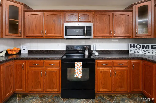 $310,000 | 19252 Lambert Lane, Waynesville, MO 65583