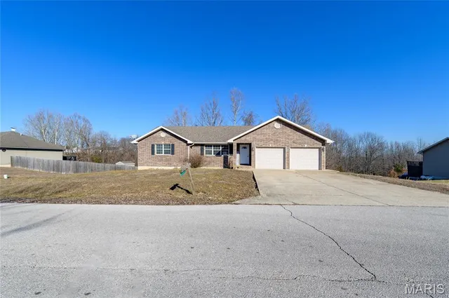 $310,000 | 19252 Lambert Lane, Waynesville, MO 65583