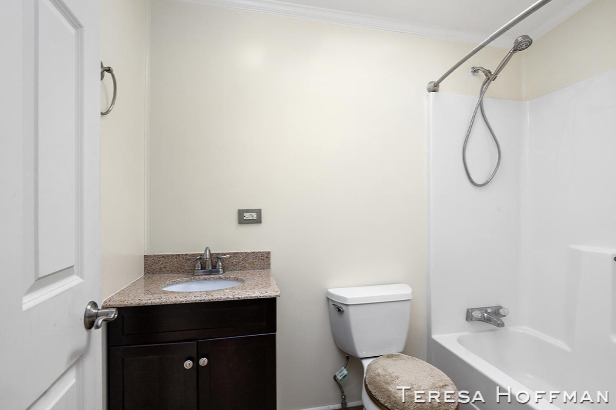 10700 North Federal Road Howard City, MI 49329 - Photo 13 of 20 IMG_1012