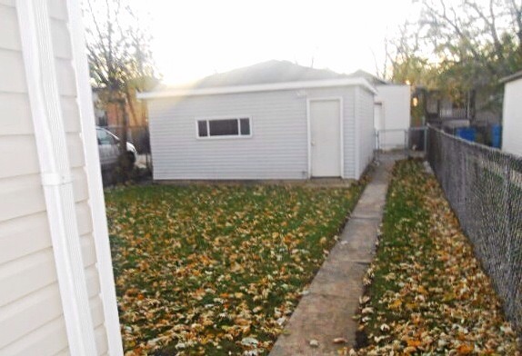 9344 South Perry Avenue Chicago, IL 60620 - Photo 7 of 7