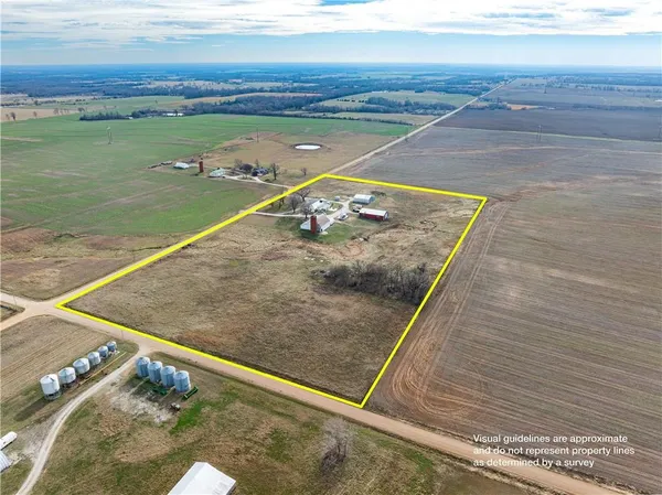 $499,000 | 5120 Southwest 10th Street, Columbus, KS 66725