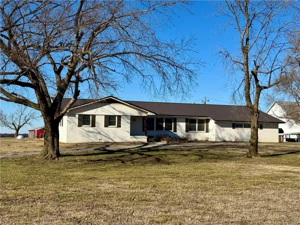 $499,000 | 5120 Southwest 10th Street, Columbus, KS 66725