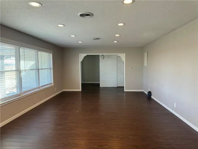 $515,000 | 5120 Southwest 10th Street, Columbus, KS 66725