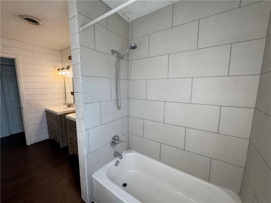 5120 Southwest 10th Street Columbus, KS 66725 - Photo 29 of 69