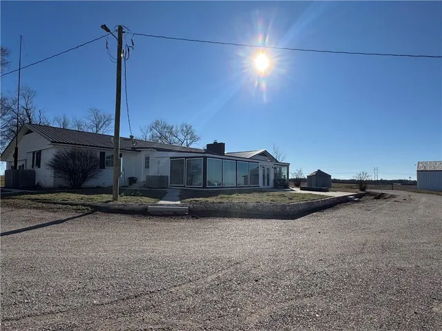 $515,000 | 5120 Southwest 10th Street, Columbus, KS 66725