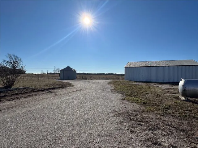 $515,000 | 5120 Southwest 10th Street, Columbus, KS 66725