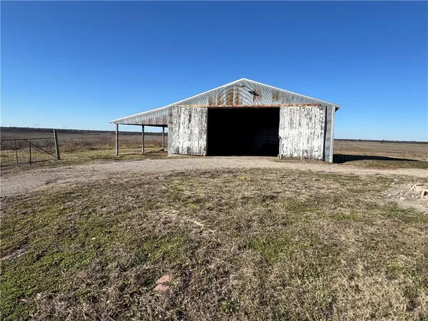 $505,000 | 5120 Southwest 10th Street, Columbus, KS 66725