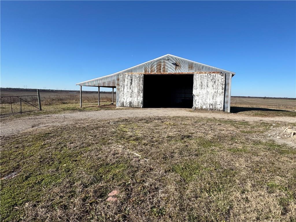 5120 Southwest 10th Street Columbus, KS 66725 - Photo 58 of 69